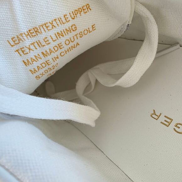 Kurt Geiger London Jewel Lane Butterfly Embellished Leather Sneakers Size 8.5 39 - Picture 6 of 8